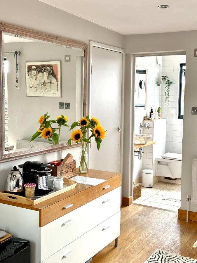 Heathers Loft Space Apartment Londra Exterior foto